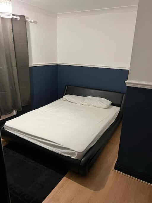 Villa Cheerful 3 Bed House With Free Parking. Nottingham Exterior foto